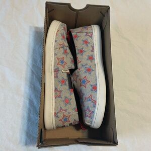 Toms Alpargata Celebration Stars Print shoes, size 1.5 youth NEW